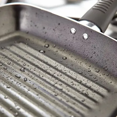 Produktbild von Judge Everyday Grillpfanne, Aluminium, 24x24x4 cm, schwarz