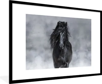 Produktbild von MuchoWow® MuchoWow® Gerahmtes Poster Pferd - Schwarz - Smoke 90x60 cm - Poster mit zchwarzem Bilderrahmen - Wanddekoration - Fotos