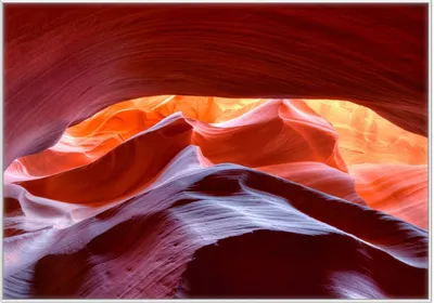 Produktbild von Wallario Wandbild Antelop Canyon USA  Kalksandsteingebirge in leuchtenden Farben, Größe: 70,30 x 100,30 cm, Poster mit weißem Kunststoffrahmen