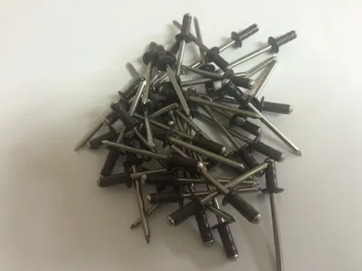 Immagine prodotto di Rivetto DIN 7337 Al/st 4,0 x 6 RAL 8019