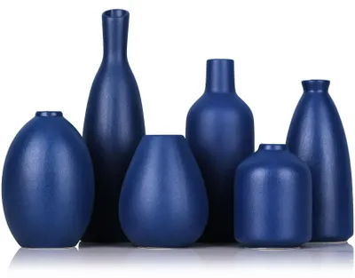 Produktbild von Set aus 6 Mini Keramikvasen in Blau