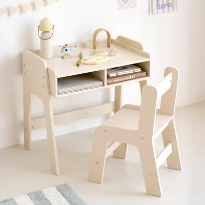 Produktbild von Kindertisch mit Stuhl «Lune»