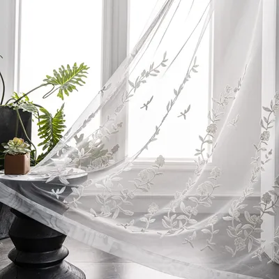 Immagine prodotto di Tenda traslucida con ricami floreali, ideale per soggiorno e camera da letto