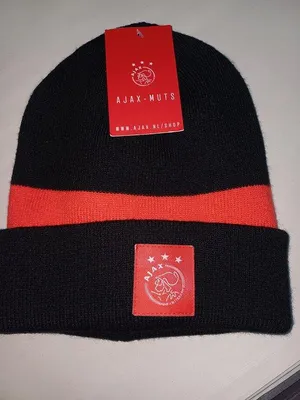 Immagine prodotto di Warme Beanie-Mütze Modell model für kalte Wintertage im Stadion und Outdoor-Aktivitäten
