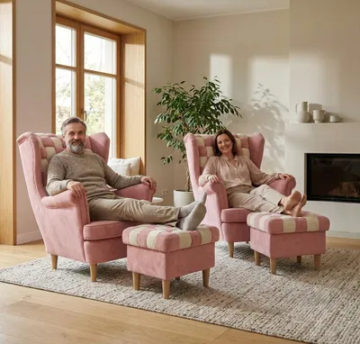 Produktbild von Ohrensessel CAROL Duo – 2er-Set mit Hocker, Velours in Rosa, Family Meble, KI-generiertes Bild