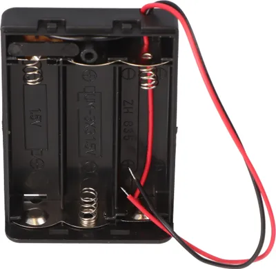 Produktbild von Batteriehalter für 3x Mignon mit Deckel und Schalter wasserabweisend