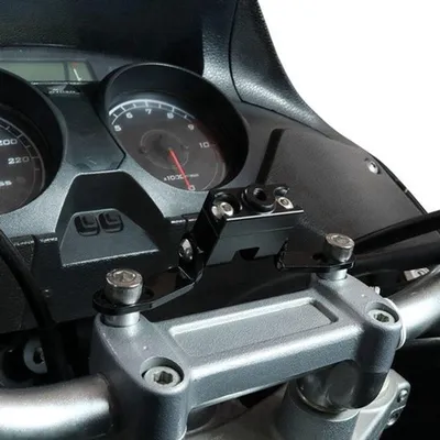 Obrázok produktu pre Držiak GPS navigácie na riadidlá motocykla – univerzálny a kompaktný systém upevnenia