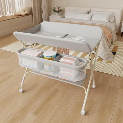 Produktbild von 3 in 1 Tragbarer Wickeltisch für Babys,Multifunktionaler Wickelkommode mit Aufbewahrungskorb,Klappbar Wickelstation höhenverstellbar 75x68x83-91cm