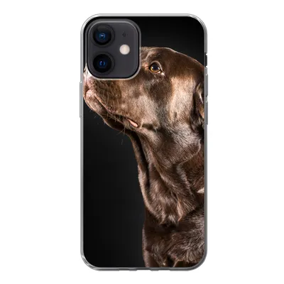 Produktbild von MuchoWow® Handyhülle Schutzhülle Hülle für iPhone 12 Hund - Braun - Porträt Silikon Softcase Handy Hülle - Schutzhülle