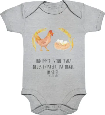 Produktbild von Mr. & Mrs. Panda Strampler Baby Huhn Stolz 1. - 3. Monat - Heather Grey - Geschenk, Hof, Spruch, Bauernhof, Hühner, Babybody, strampelanzug, Geburt, babykleidung body