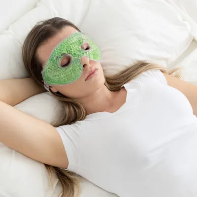 Produktbild von Navaris 2x Augenmaske kühlend - Augen Gel Maske Set - Kühlmaske Kühlpack Kühlpad Kompresse Kühlkissen - kühl warm Gelmaske Kühlbrille