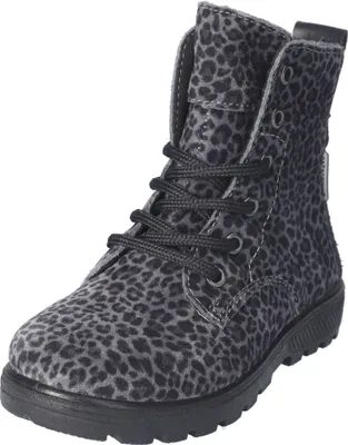 Imagen del producto de Botines Ricosta, fabricados con material sintético que imita el cuero