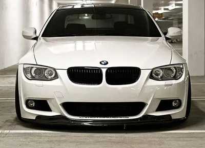Produktbild von Sportowa atrapa chłodnicy PREMIUM czarny połysk do BMW E92 E93