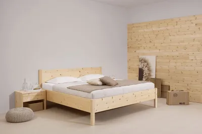 Produktbild von Doppelbett Natura Metallfrei 200 x 200 cm in Nussbaum Natur geölt mit Kopfteil