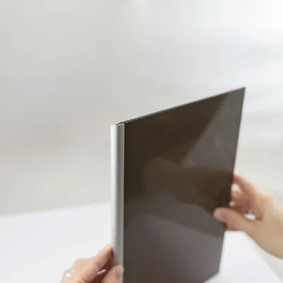 Produktbild von Rückwand Abschlussprofil für Decodesign rund schwarz Länge 210 cm