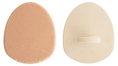Produktbild von Mushie Milchschorf-Bürste 2er-Pack - Blush / Shifting Sand
