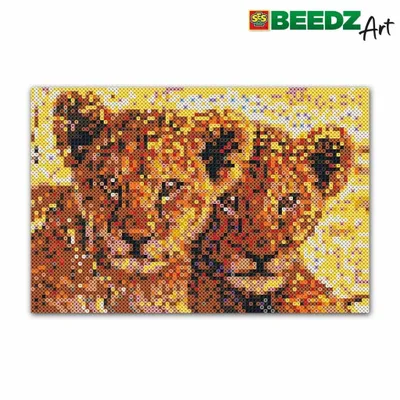 Immagine prodotto di SES Creative Beedz Art Strijkkralen Leeuwenwelpen 30x45.5 cm 7000 Stuks