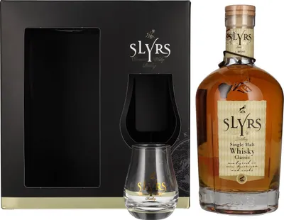 Produktbild von Slyrs Single Malt Whisky Classic Geschenkset mit Glas, 43% Vol. 0,7 l