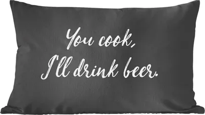 Produktbild von MuchoWow® Zierkissen Sofakissen Wohnzimmer Dekokissen 50x30 cm Zitate - Bier - Trinken - Sprichwörter - Du kochst, ich trinke Bier - Wohnzimmerdekoration - Polster mit Photo
