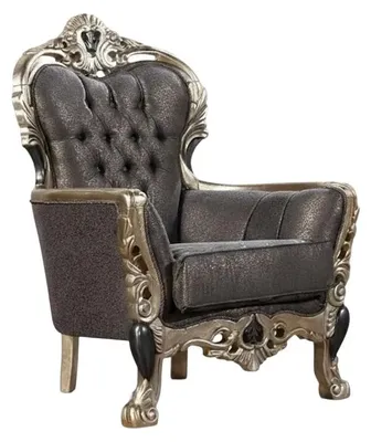 Immagine prodotto di Poltrona classica in legno massiccio dal design ergonomico