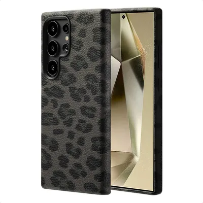 Produktbild von Selencia Sabi Backcover Leopardenmuster mit MagSafe Samsung Galaxy S24 Ultra - Midnight Black