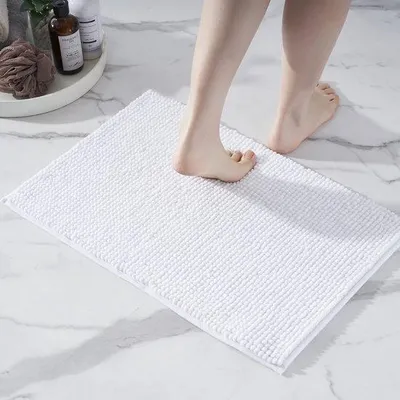 Produktbild von Unyqoos® Chenille-Badematte, ultrazart & rutschfest – Mikrofaser, waschbar 30 °C, 40 x 60 cm, Weiß – für Dusche & Bad