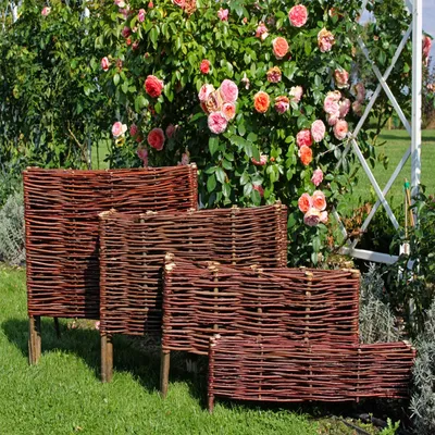 Produktbild von Weidenzaun Beeteinfassung Weide Palisade Beetumrandung Beet Natur Begrenzung (10 Stück, ca. 10 x 100 cm)