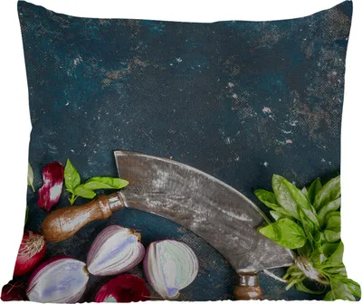 Produktbild von MuchoWow® Outdoor Kissen - Gemüse - Kräuter - Wiegemesser - Zwiebel - Gewürze - Rustikal - 60x60 cm - Wetterfest - Lounge Kissen - Dekoration - Schlaf Kissen