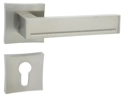 Produktbild von DOMINO Türgriff-Garnitur DELUX PZ-Profilzylinder Nickel