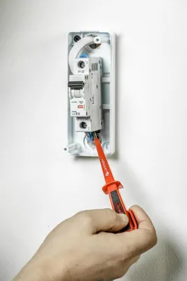 Image de Testeur de tension Högert 100-250V, 150 mm