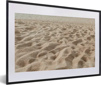 Produktbild von MuchoWow® Gerahmtes Poster Sommer - Sand - Strand 60x40 cm - Poster mit Schwarzem Bilderrahmen Wandposter Rahmen Foto Bilder - Schlafzimmer - Plakat in Rahmen - Drucken