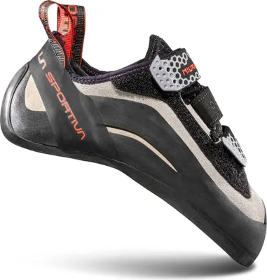 Klett-Kletterschuh "Miura VS Woman" von La Sportiva; schwarz und beige; mit zwei Klettverschlüssen und Gummisohle.