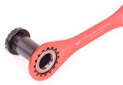 Produktbild von Wheels Manufacturing 48/44 Mm Tretlagerwerkzeug Rot  Rot One Size
