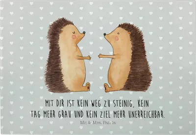 Produktbild von Mr. & Mrs. Panda Schneidebrett Glas Igel Liebe - Grau Pastell - Geschenk, Hochzeitstag, Freundin, Frühstücksbrett, Glasschneidebrett, Servierplatte, Hochzeit, vesperbrett