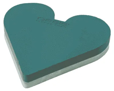 Produktbild von 2 Stück OASIS® FOAM FRAMES™ Herz 38 x 37 x 6 cm – Frischblumen-Steckschaum