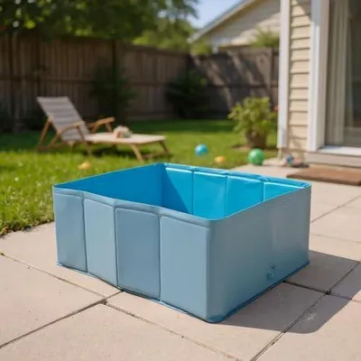 Produktbild von Quadratisches, faltbares Hundeschwimmbecken aus PVC – vielseitiges Planschbecken für Hunde und Welpen zu Hause, im Garten oder beim Camping