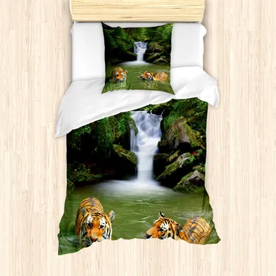 Produktbild von ABAKUHAUS Safari Mantele, Sibirische Tiger, Milbensicher Allergiker geeignet mit Kissenbezügen, 135 cm x 200 cm - 80 x 80 cm, Reseda, Grün, Orange