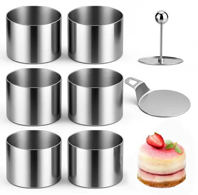 Produktbild von Set aus 6 runden Backformen aus Edelstahl für Mousse und Gebäck