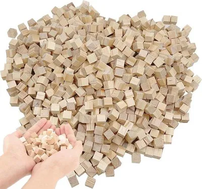 Obrázek produktu pro Dřevěné kostky na dekoraci, 10 mm, bílé