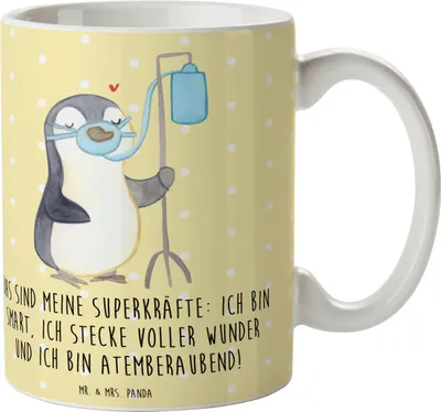 Produktbild von Mr. & Mrs. Panda Kaffeetasse Pinguin  Sauerstoff - Gelb Pastell - Geschenk, Tasse, Pott, Sauerstoffgerät, Teebecher, Sauerstofftherapie, Kaffeebecher, Teetasse