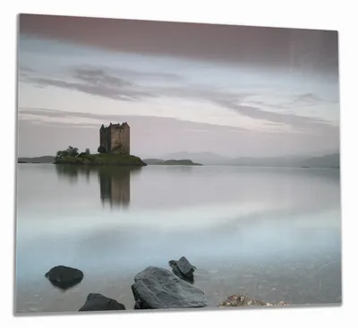 Produktbild von Wallario Herdabdeckplatte aus Glas, Größe 60 x 52 cm 1-teilig, Motiv Schloss in Schottland