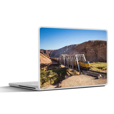 Produktbild von MuchoWow® Laptop Aufkleber Sticker Cover Zug - Schiene - Amerika 36.5x27.5 cm - Laptop-Sticker