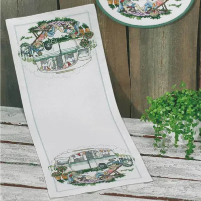 Produktbild von Permin Hardanger Tischläufer Stickpackung "Campingleben", Zählmuster, 24x62cm, 63-6736