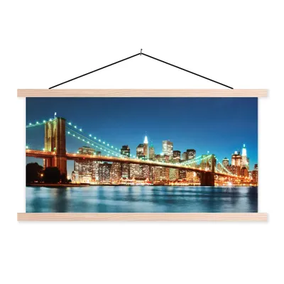 Produktbild von MuchoWow® Textilposter New York - Brücke - Architektur - Brooklyn - Licht 60x30 cm mit holzfarbenen Rahmen - Dekoration
