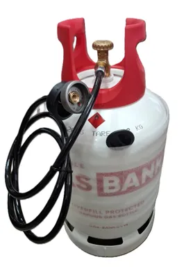 Productafbeelding van Complete LPG-tankset voor campers, inclusief een 11 kg gasfles (leeg), een afsluitventiel (SINGLE) met 80% afdichting, een vulventiel en een slang van 1,8 meter – geschikt voor gebruik in Italië, Polen, Duitsland en Frankrijk