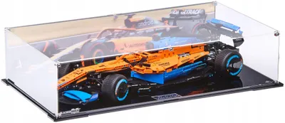 Produktbild von Blacked Brick Vitrine mit bedruckter Rückwand 1 für LEGO® Technic 42141 McLaren Formula 1