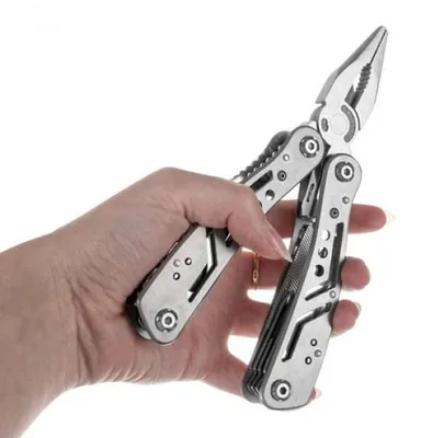 24-in-1 Multifunktionswerkzeug mit Messer, Säge, Zange, Flaschenöffner