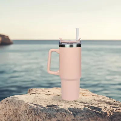 Produktbild von Thermobecher 900 ml - Ideal für alle Jahreszeiten