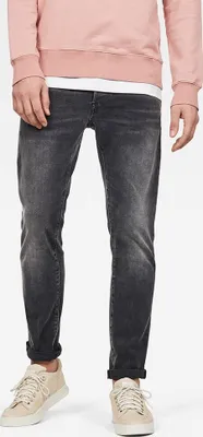 Immagine prodotto di G-STAR RAW, jeans slim fit da uomo, modello 3301
