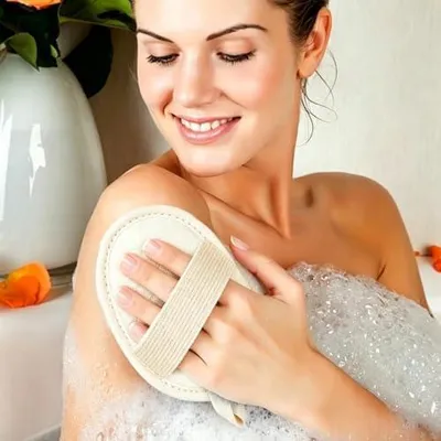 Produktbild von 2 Stück Natürlicher Luffa Schwamm, Badeschwamm mit Peeling, Loofah Duschschwamm mit Griffband, für Damen und Herren, Körperpflege ohne Hautschädigung für Dusche und Spa